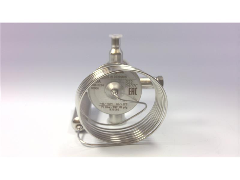 068U2234 por DANFOSS