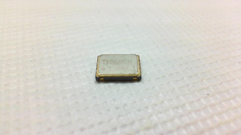 TXC 7W-3.6864MAB-T