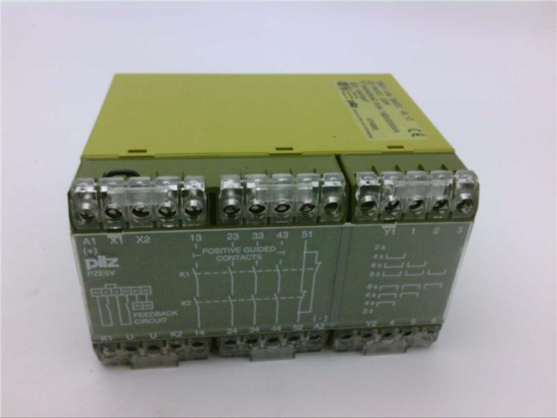 PZE5V/2-8S-24VDC-4S-1O par PILZ