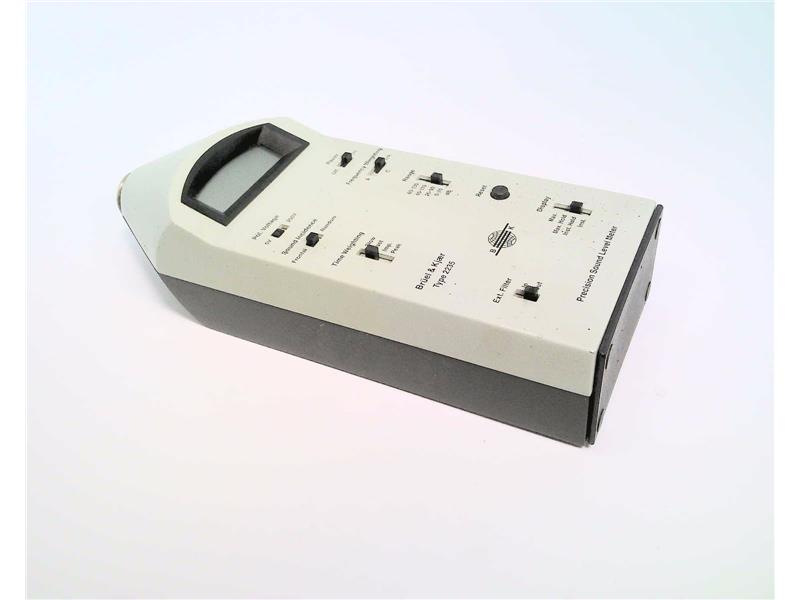 BRUEL & KJAER 2235