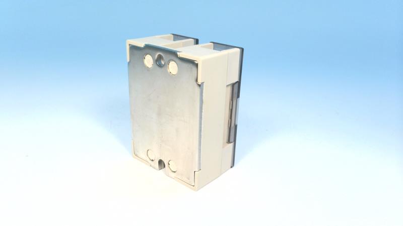 OMRON G3NA-275B-UTU-DC5-24