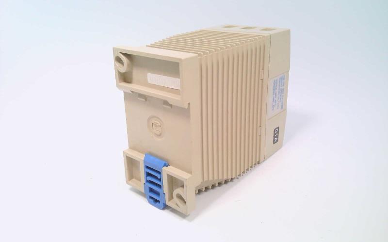 IDEC PS5R-B12
