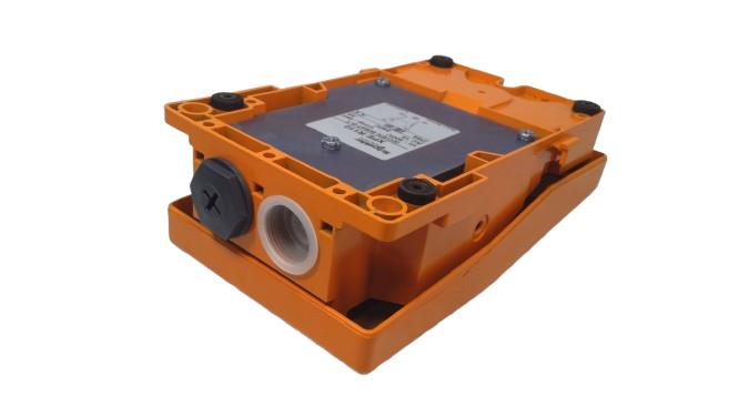 SCHNEIDER ELECTRIC XPER110