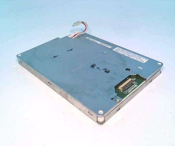 SHARP LQ057Q3DC12