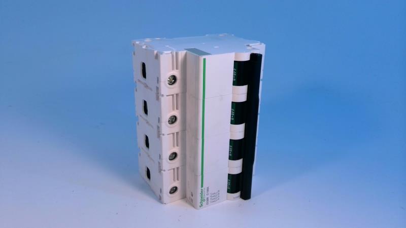 SCHNEIDER ELECTRIC A9N18374