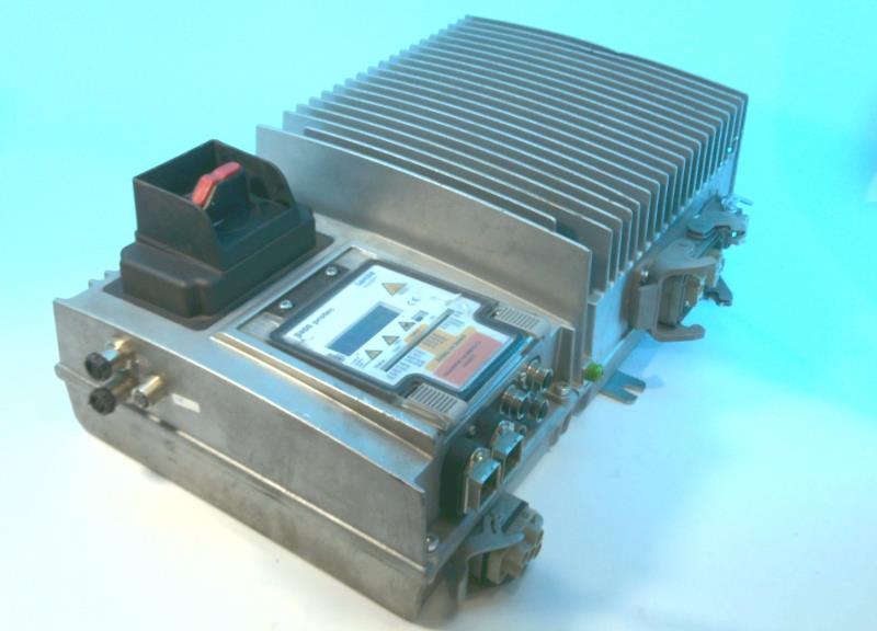 E84DHPBC4024R6SLCE par LENZE