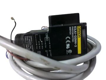 OMRON E3JU-D2M4-3