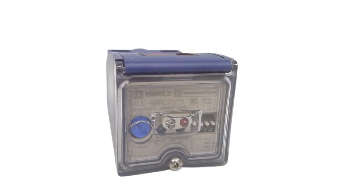 SCHNEIDER ELECTRIC XUC9ARCTU78