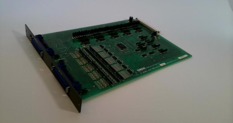 YAMAHA KR5-M4410-003