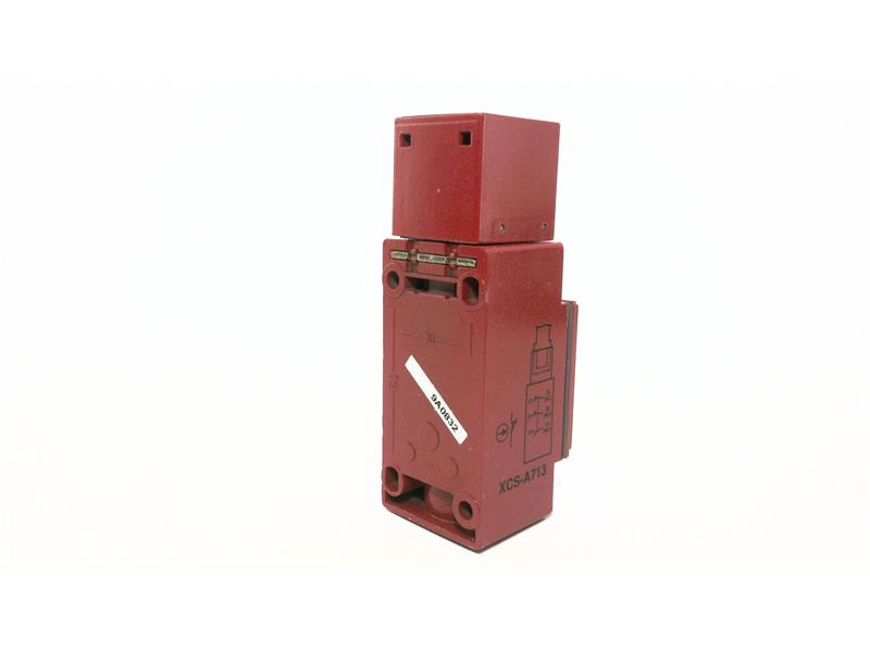 SCHNEIDER ELECTRIC XCSA713