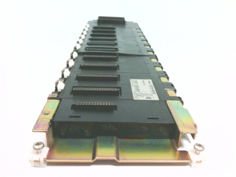 OMRON CS1W-BC083