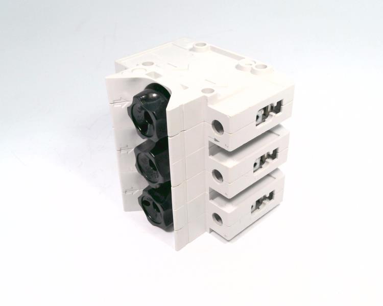 SIEMENS 5SG5701