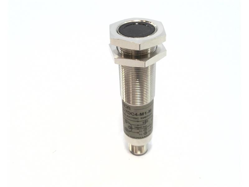 OMRON E3F2-7DC4-M1-M