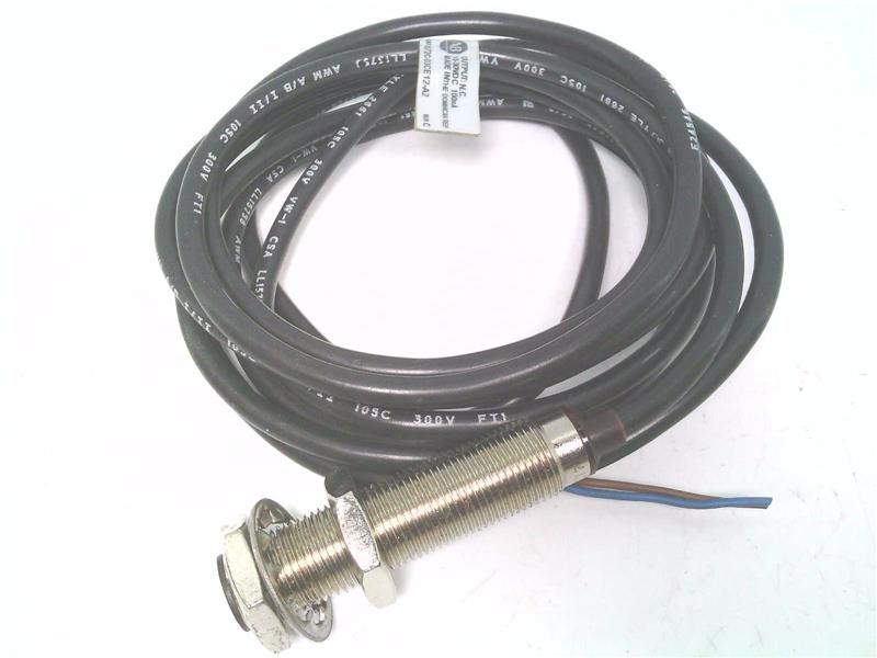 ALLEN BRADLEY 872C-D3CE12-A2