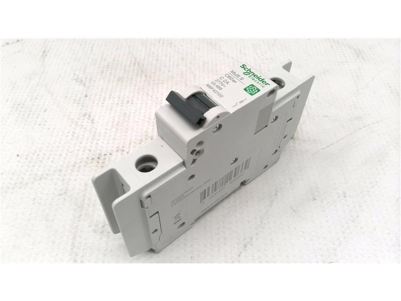 SCHNEIDER ELECTRIC M9F42102