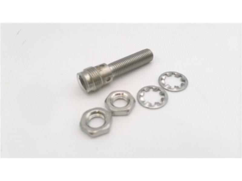 BALLUFF BES M08EE-PSC15B-S04G-003