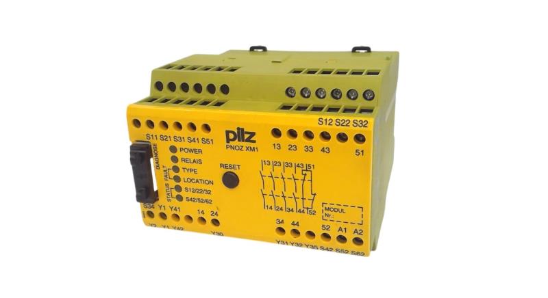 PILZ PNOZ XM1 24VDC 4N/O 1N/C 2SO