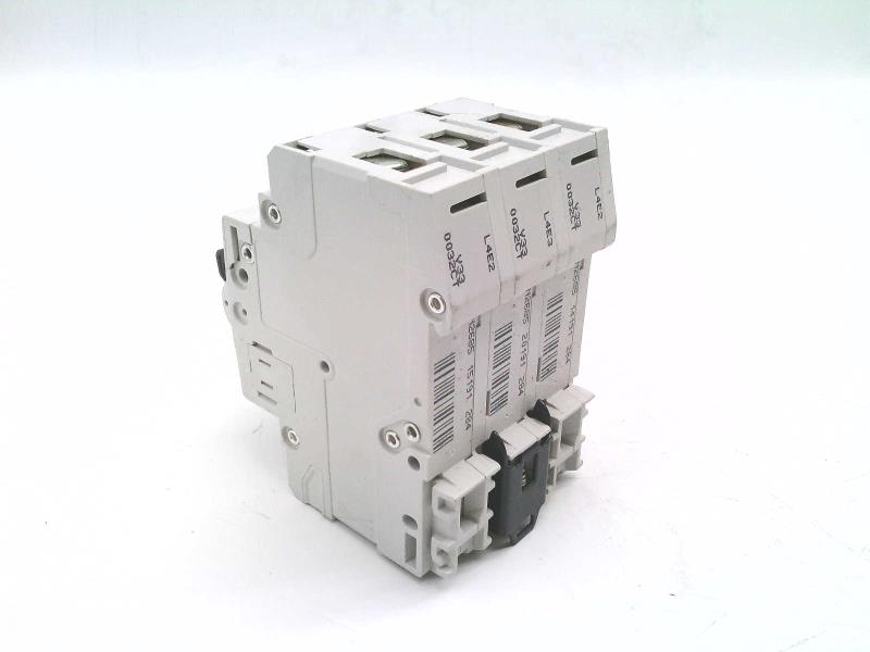 HAGER NC 332