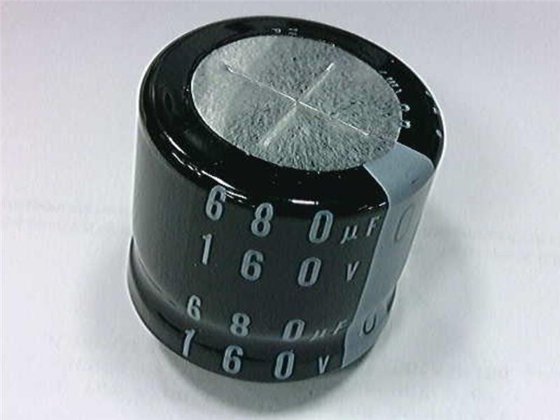 LGU2C681MELB por NICHICON