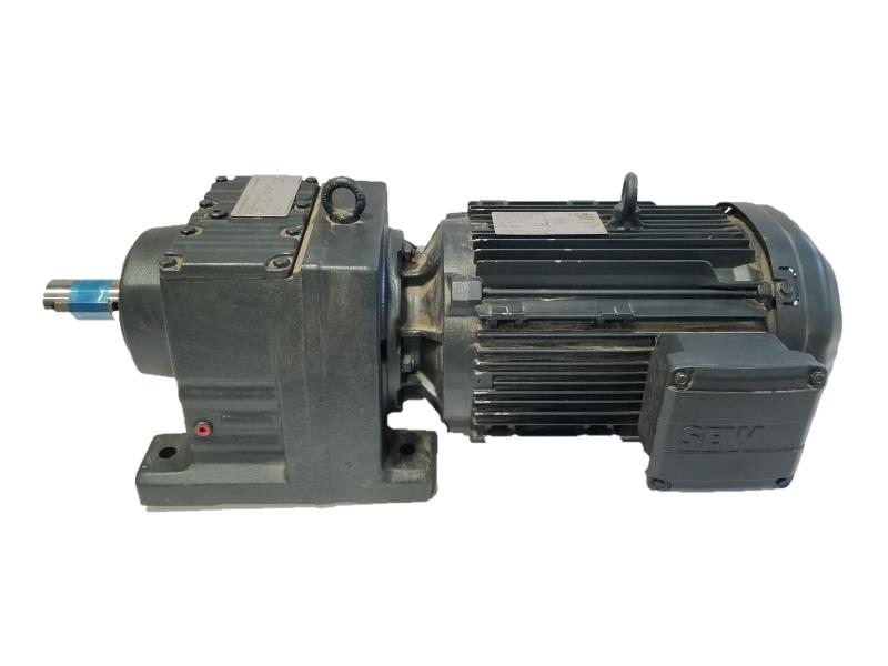 SEW EURODRIVE R67DRN100LM4/RI