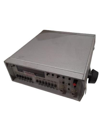 WAVETEK 9900