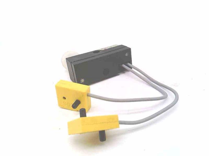 TURCK NI2-Q6.5-AP6-0.1-FS4.4X3/S304