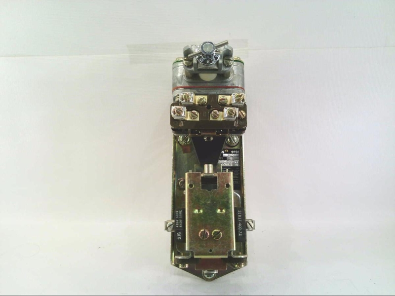 SCHNEIDER ELECTRIC 9050-BO-4E-V02