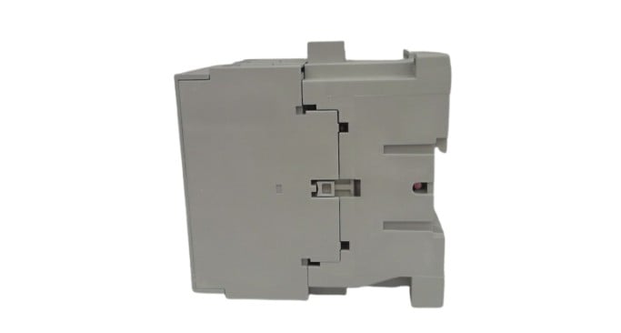 ALLEN BRADLEY 100-C85DJ00