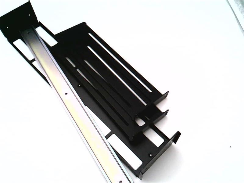 RMAD19003BK par HAMMOND MANUFACTURING
