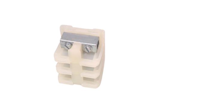 4-1437390-0 par TE CONNECTIVITY