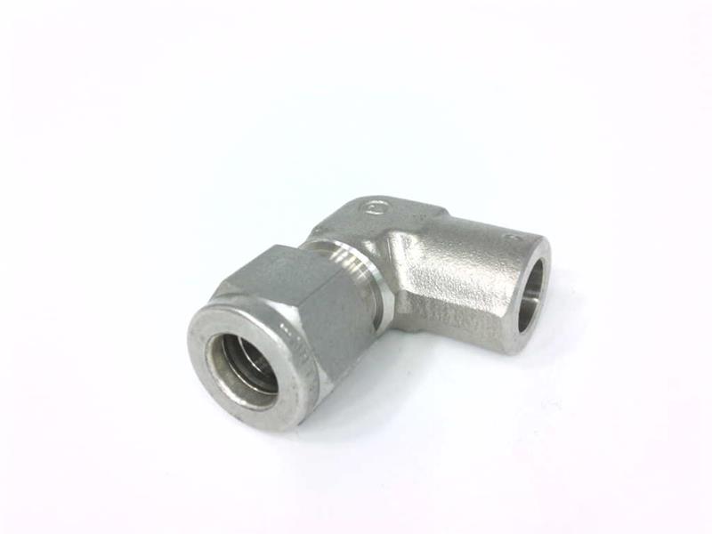 SWAGELOK SS-600-9-6W