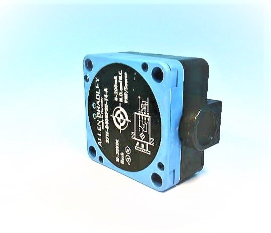 ALLEN BRADLEY 871F-D40BP80-T4