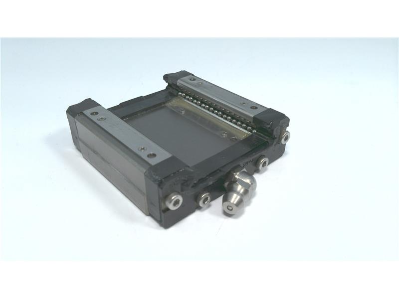THK HRW21CR1UUC1M (GK) BLOCK
