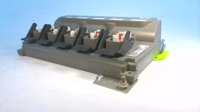 SCHNEIDER ELECTRIC VBO03S22