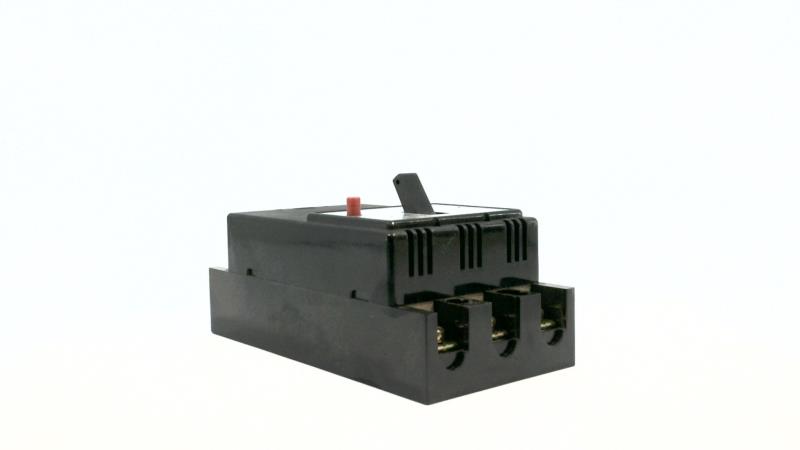 MITSUBISHI NV30-CA-3P20A