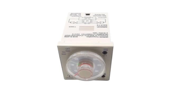 OMRON H3CR-F8 AC100-240