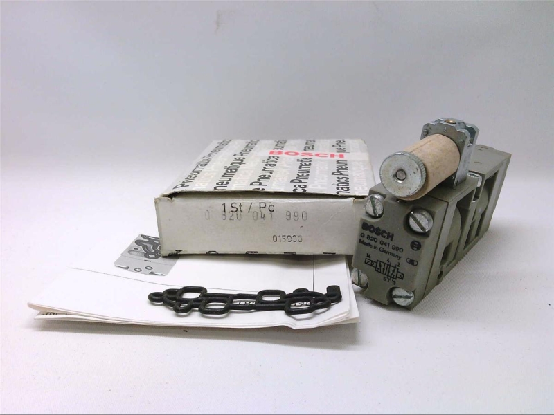 0-820-041-990 by BOSCH