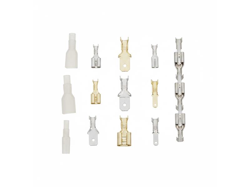 TE CONNECTIVITY 172779-1