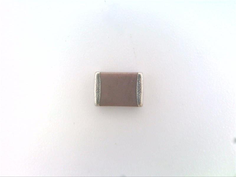 C1812C104J5GACTU par KEMET