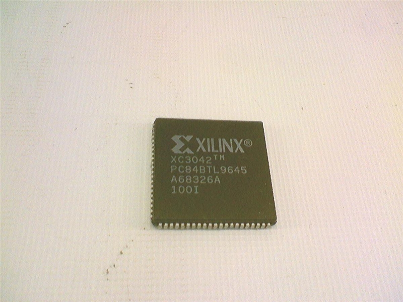 XILINX XC3042A-PC84BKJ