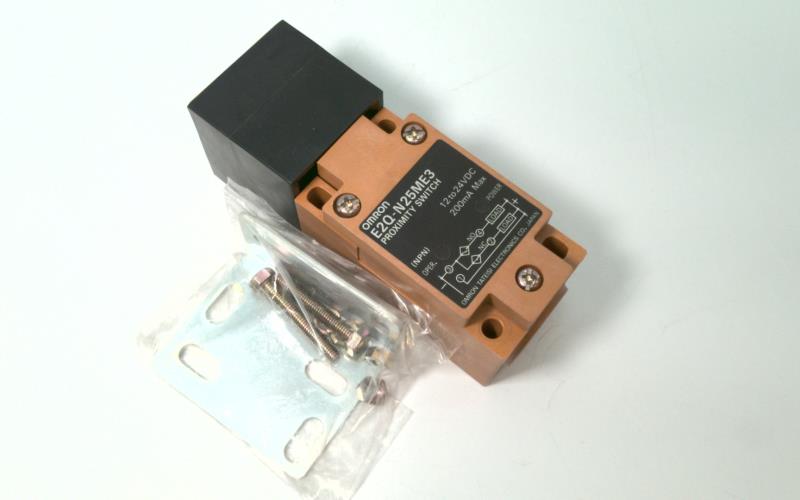 OMRON E2Q-N25ME3