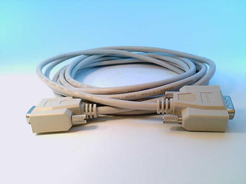 CRMN9MM-2.5 par L COM