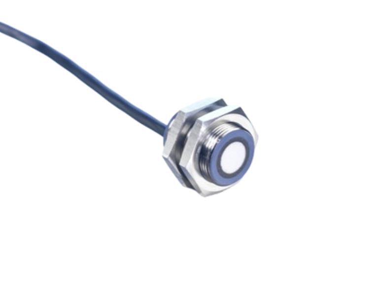 DBK+4/SENDER/M18/K1 par MICRO SONIC