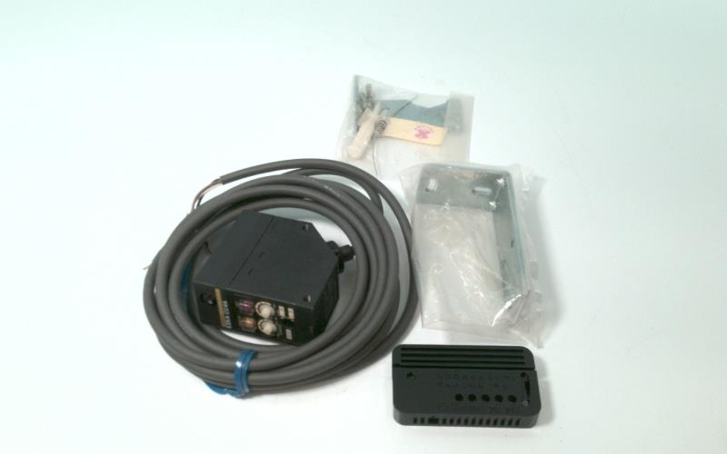OMRON E3XA-CC4A