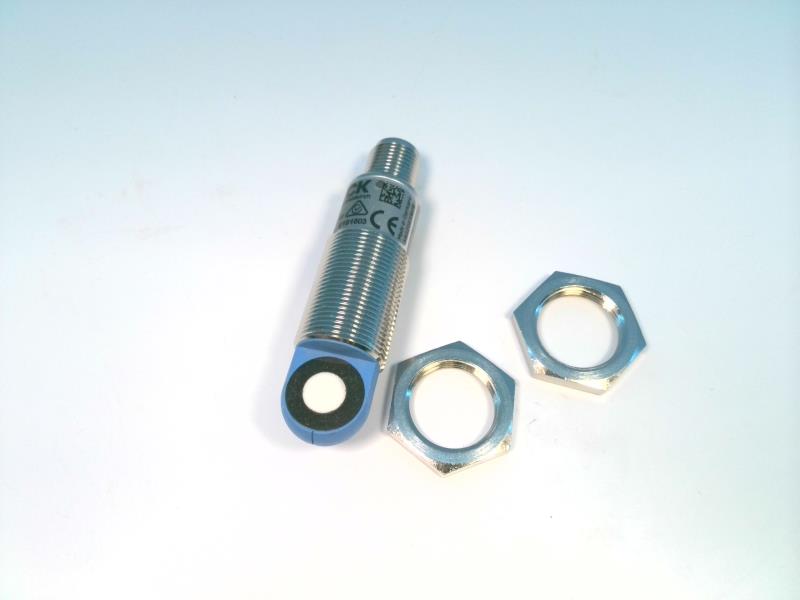 UM18-21112A212 par SICK