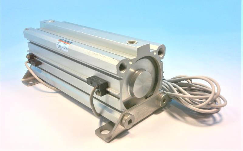 SMC CDQ2L63-150DCM-A73L