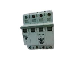 ALLEN BRADLEY 1492-CB3G100N