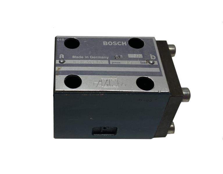 0-811-403-104 por BOSCH