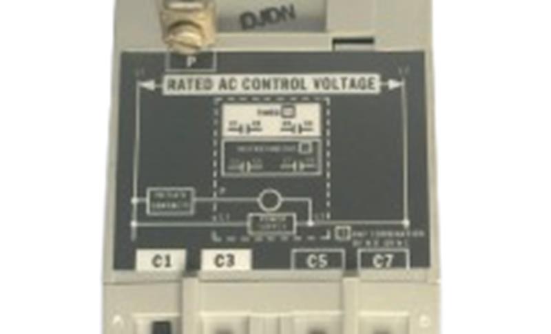 ALLEN BRADLEY 700-RT02R010A2
