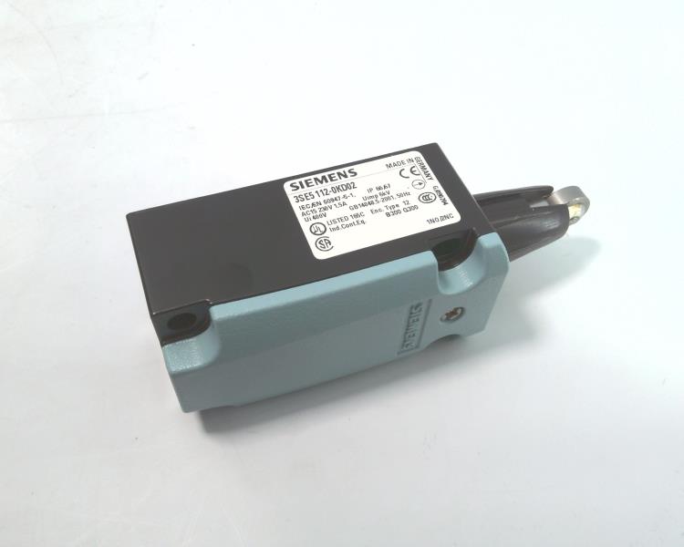 SIEMENS 3SE51120KD02